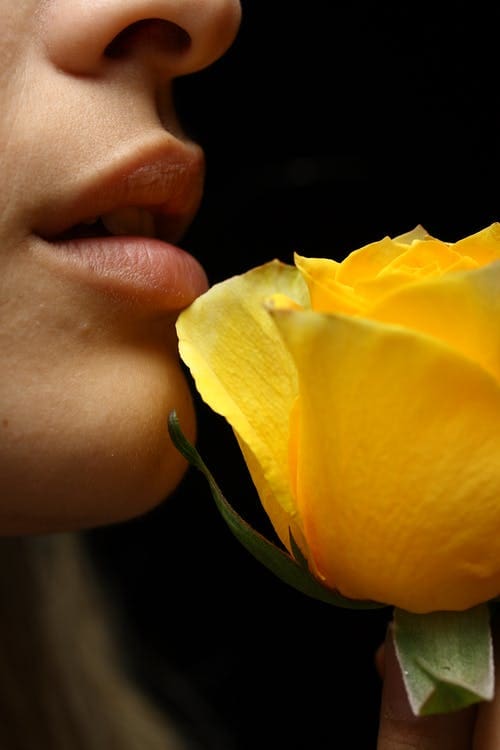 Read more about the article Surgical and nonsurgical options to plump up your lips