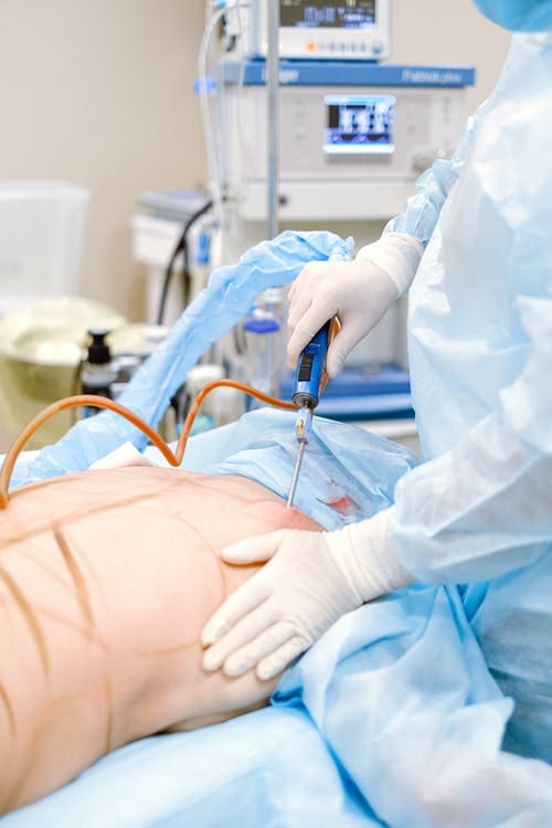 You are currently viewing Are non-invasive procedures more effective than invasive procedures?