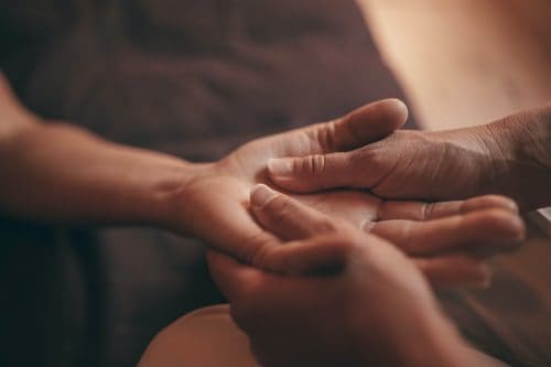 You are currently viewing Why you should have a couples massage in Lakeview