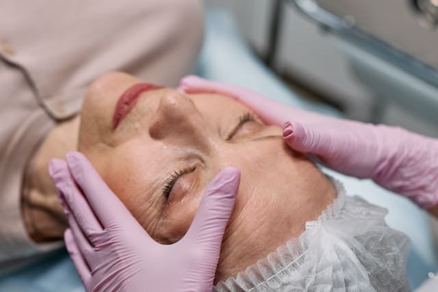 Read more about the article Common Glow Facial Questions
