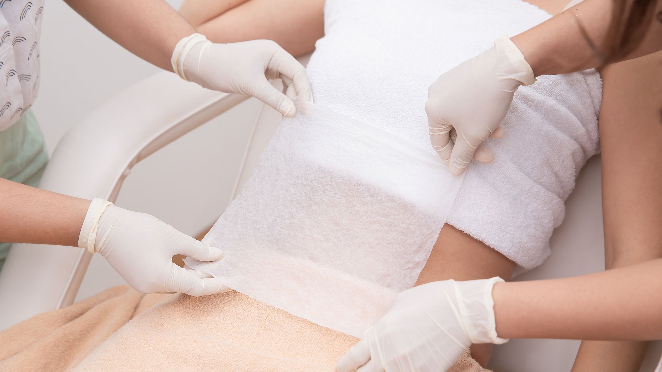 You are currently viewing What Is The Difference Between Coolsculpting And Cryolipolysis?