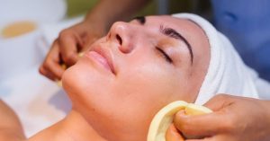 Read more about the article Glowing Skin: Radiant Facial